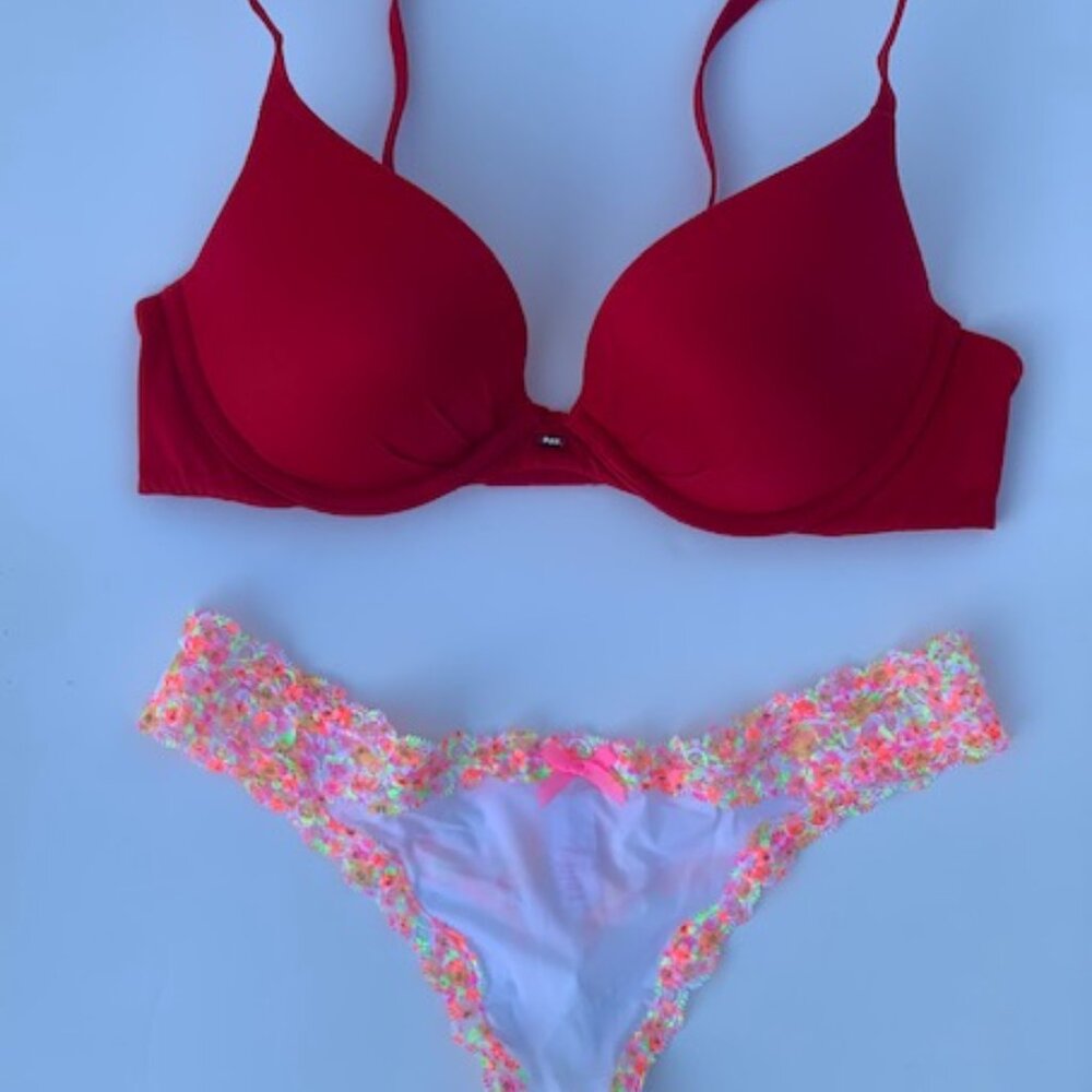 VICTORIA'S SECRET Plunge Push-up Bra Red Underwire 36B – Free White/Lace Thong